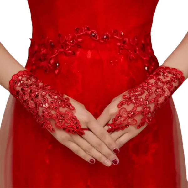 “Red Lace Finger Loop Glove” 5