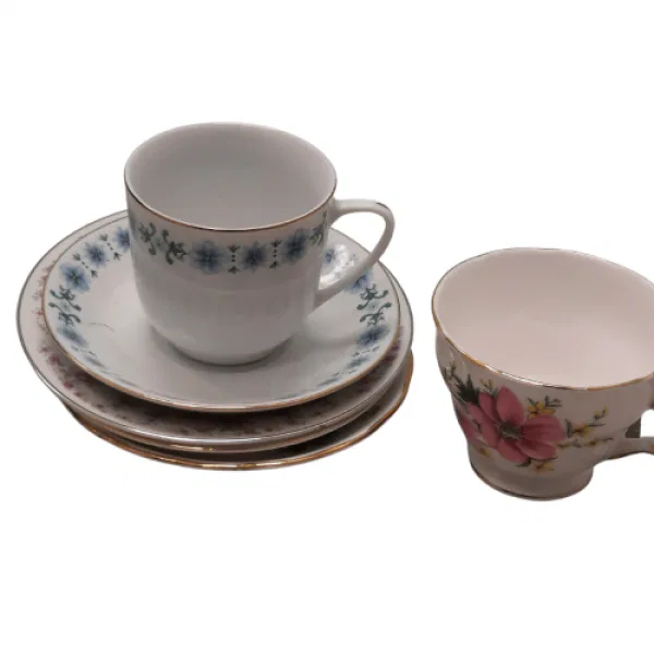 Tea Cups and Saucers 5